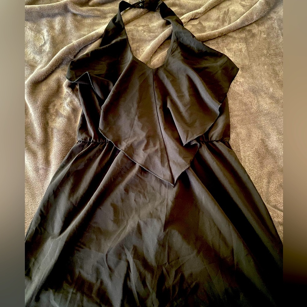 Mendocino EUC women’s black Halter mini dress lightweight flowy size L